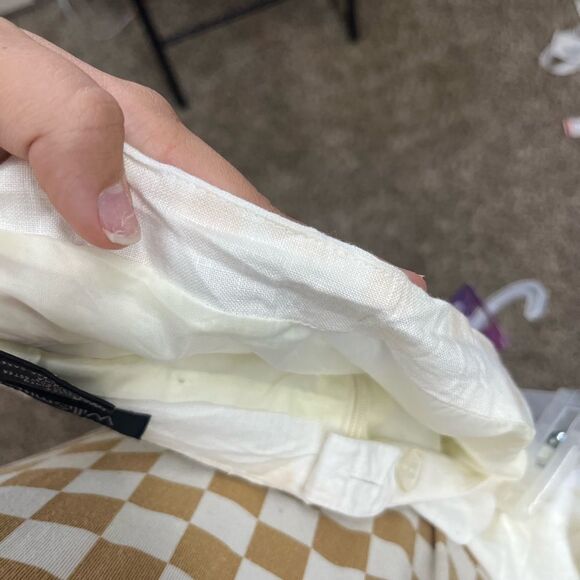 Willi Smith linen White Pencil Skirt with embroidered Blue Floral Design - Picture 6 of 7